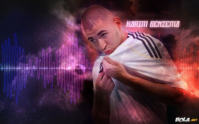 杏运体育热评-佩佩宠物狗成网红